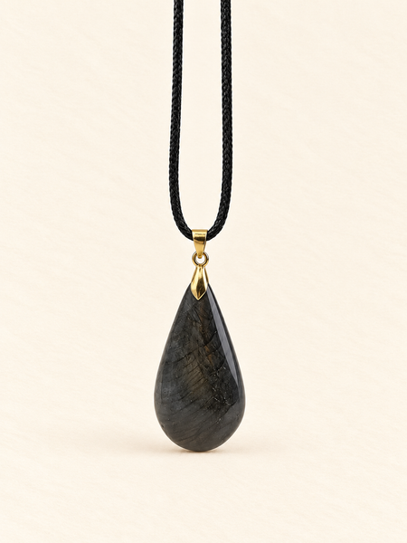 labradorite pendant black fabric string large crystal healing energy spiritual gold fashion jewellery 