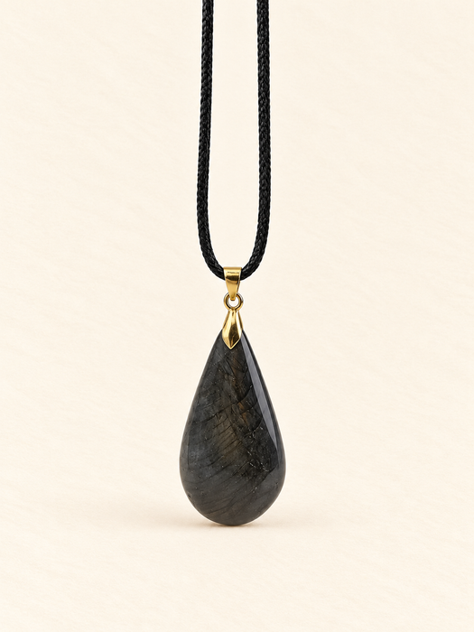 labradorite pendant black fabric string large crystal healing energy spiritual gold fashion jewellery 